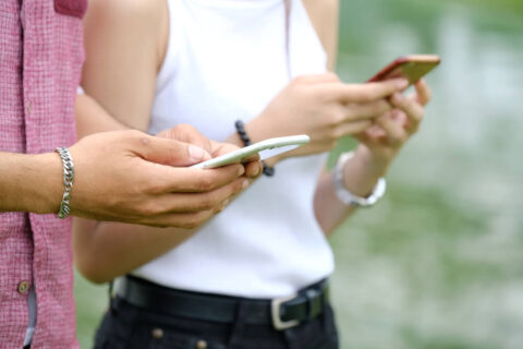 Grupos de WhatsApp em condomínios: quais os cuidados